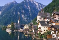 Kota Hallstatt Austria yang sudah tak ingin terima turis lagi